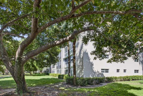Tiny photo for 2102 Lucaya Bend #A3, Coconut Creek, FL 33066 (MLS # F10556668)