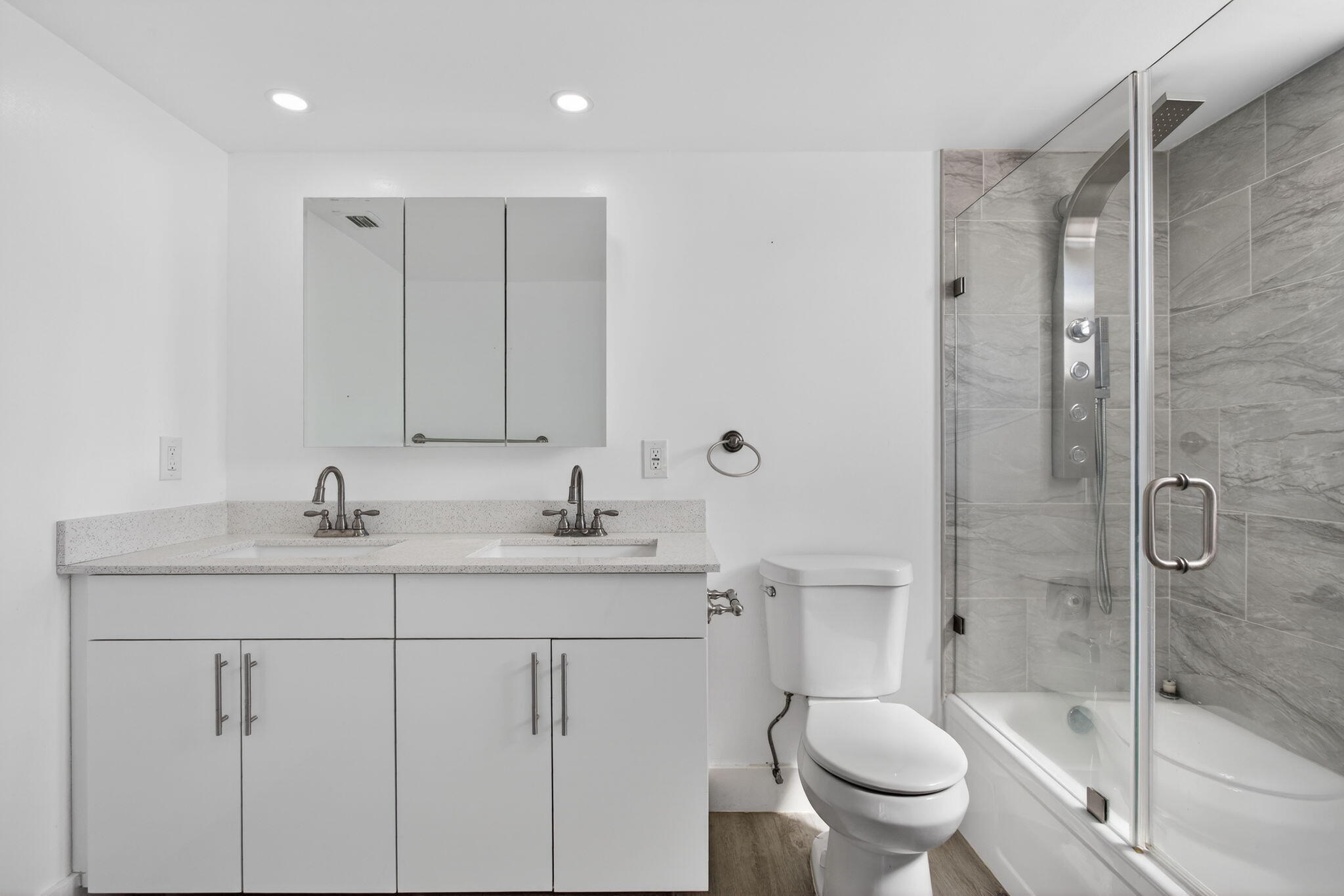 WYNMOOR VILLAGE - Residential