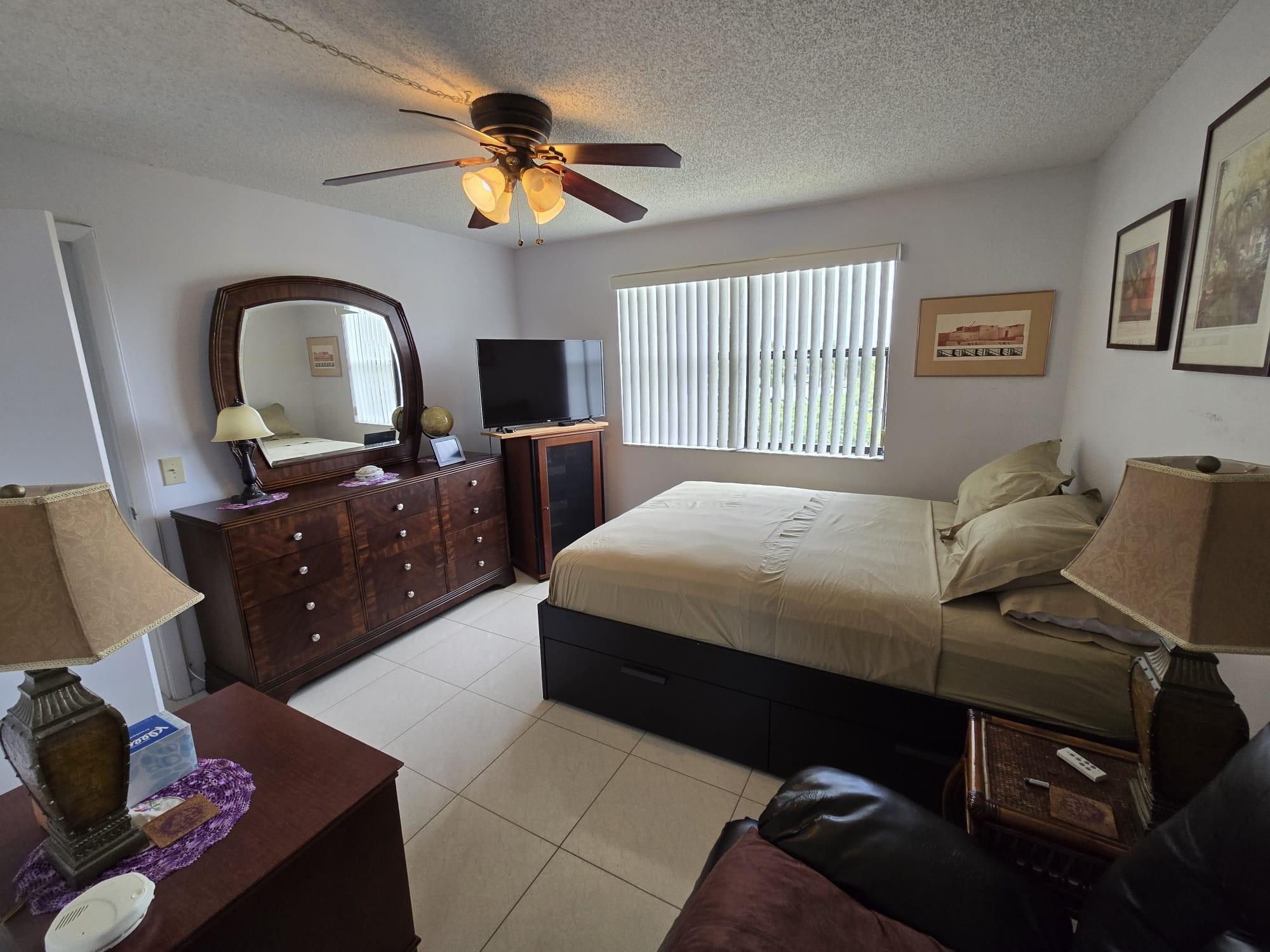 Sunrise Lakes - Residential