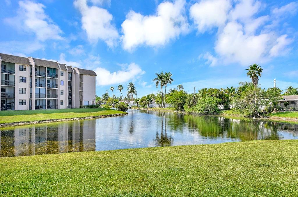 Sunrise Lakes - Residential