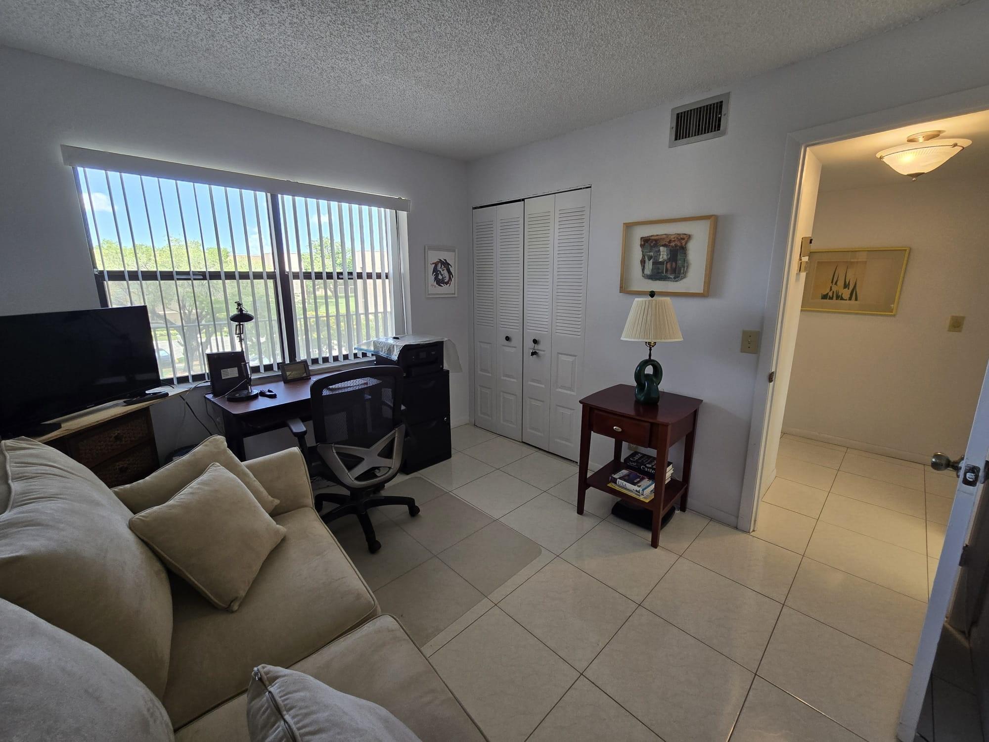 Sunrise Lakes - Residential