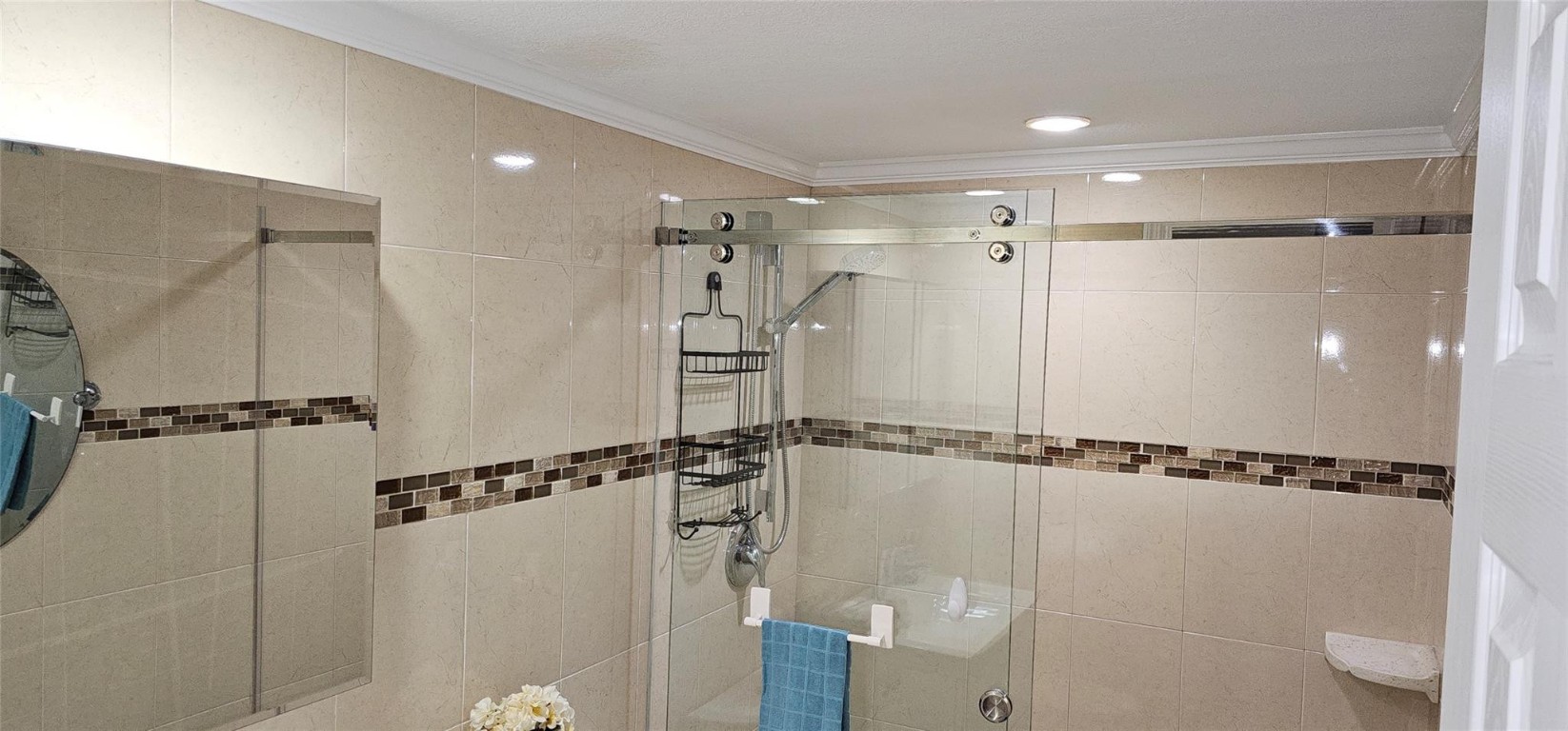 BERKELEY DIPLOMAT - Residential