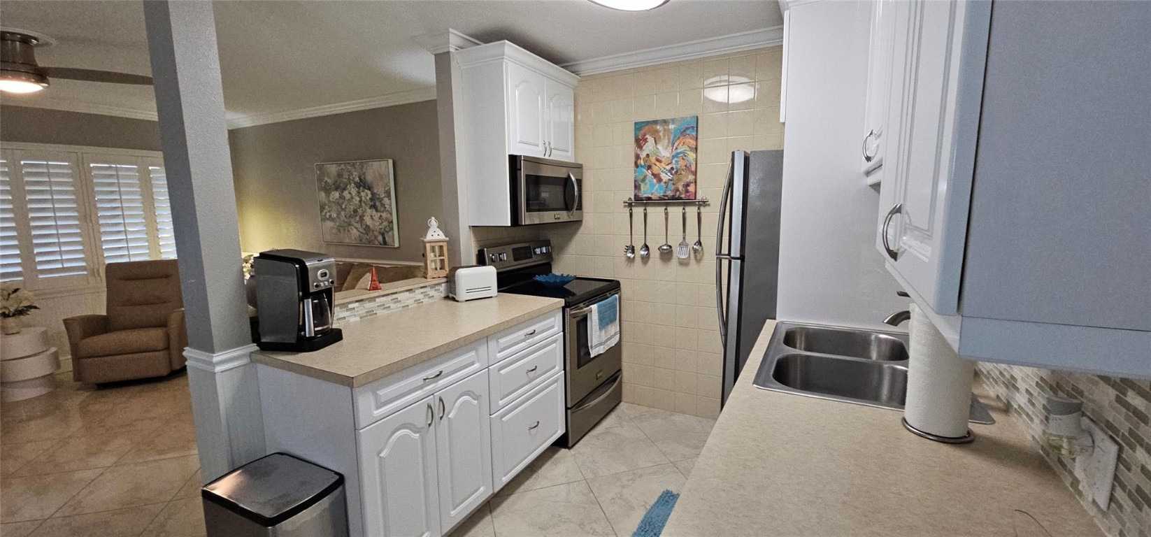 BERKELEY DIPLOMAT - Residential