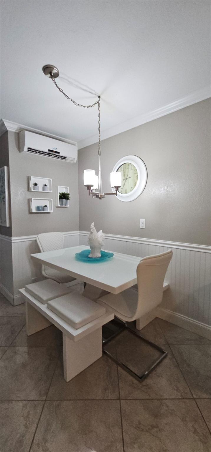 BERKELEY DIPLOMAT - Residential