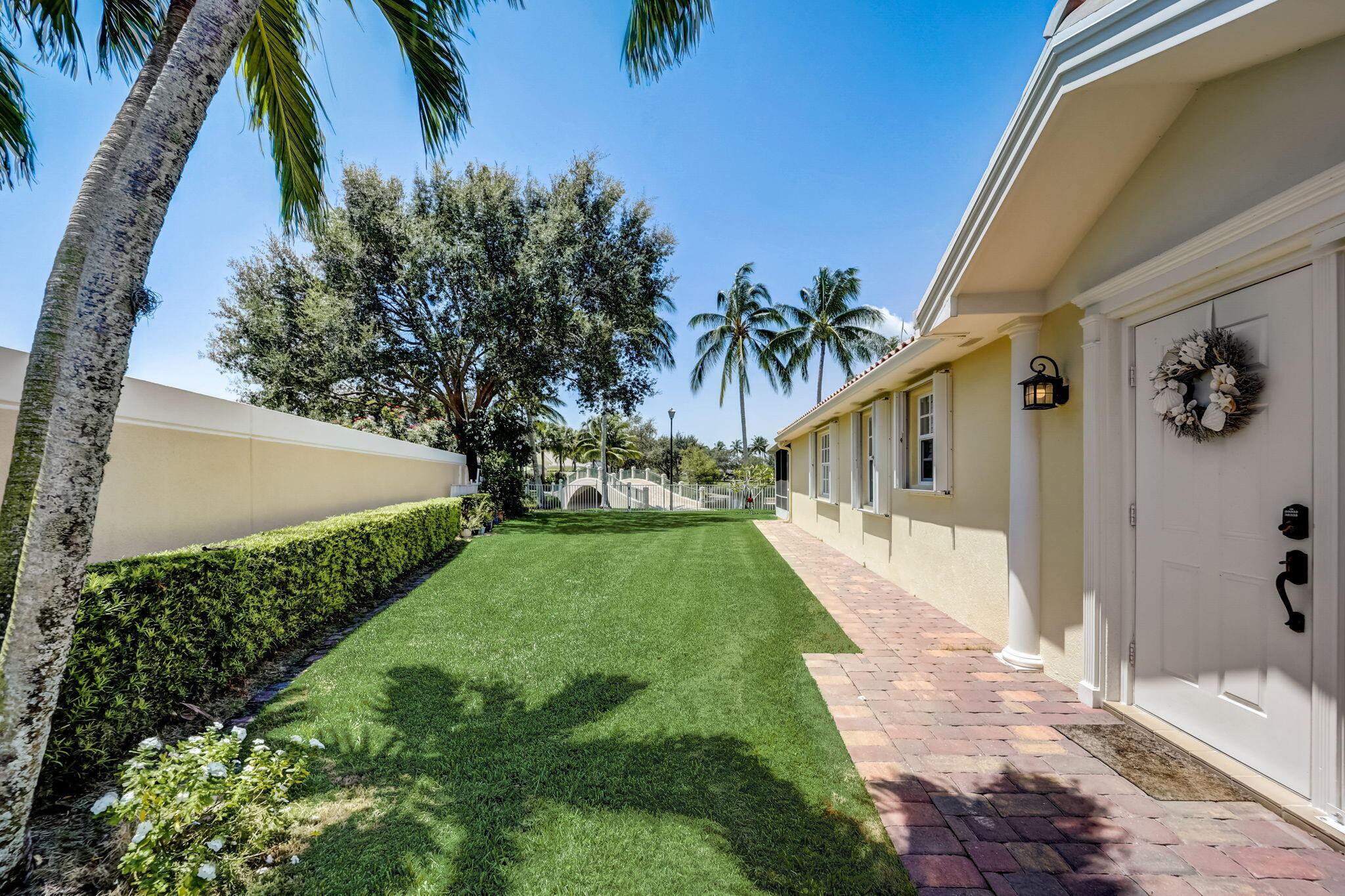 8178 Montserrat Place