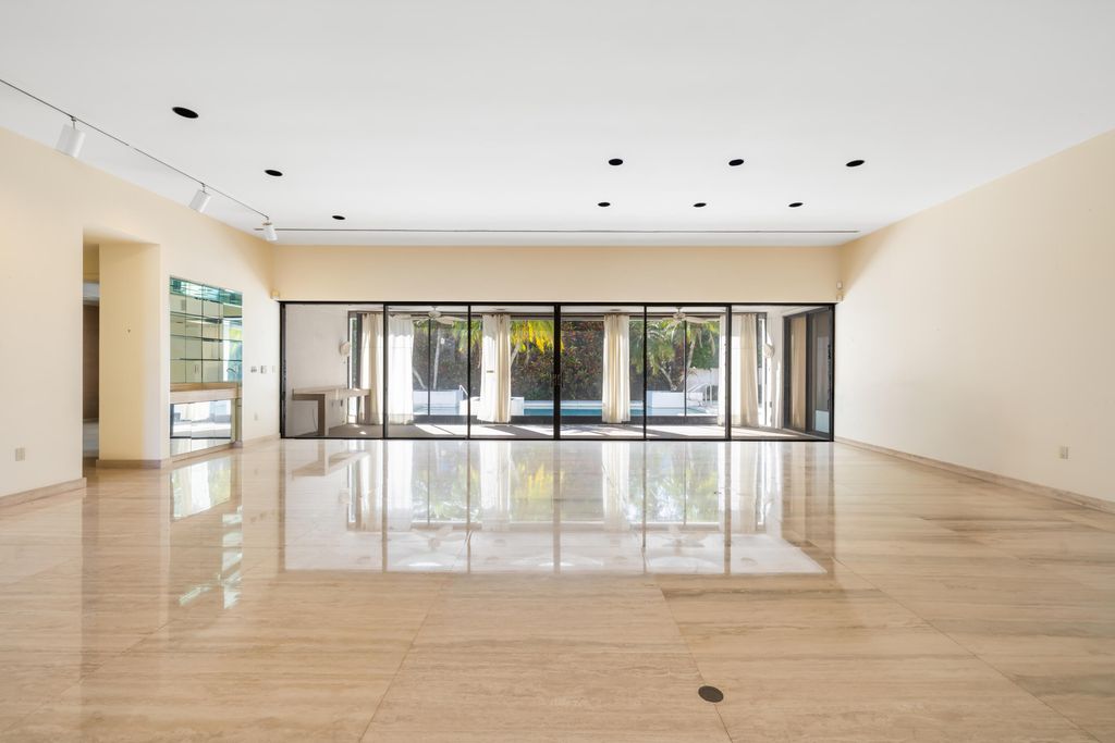 Photo of 272 Sandpiper Drive, Palm Beach, FL 33480 (MLS # R11163246)