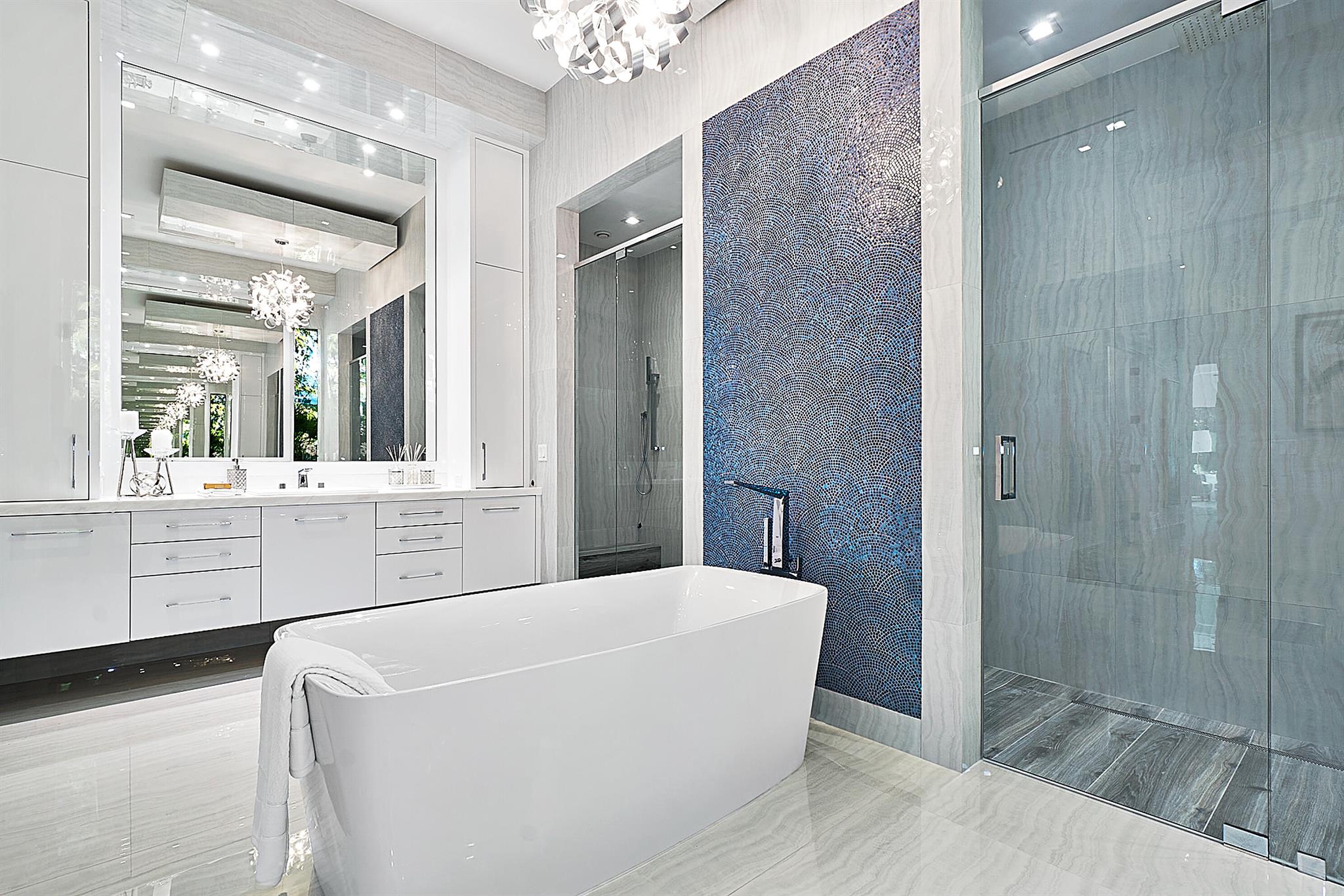 CAMPUS HEIGHTS - Residential