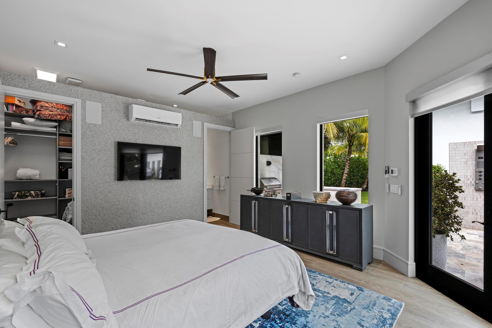 CAMPUS HEIGHTS - Residential