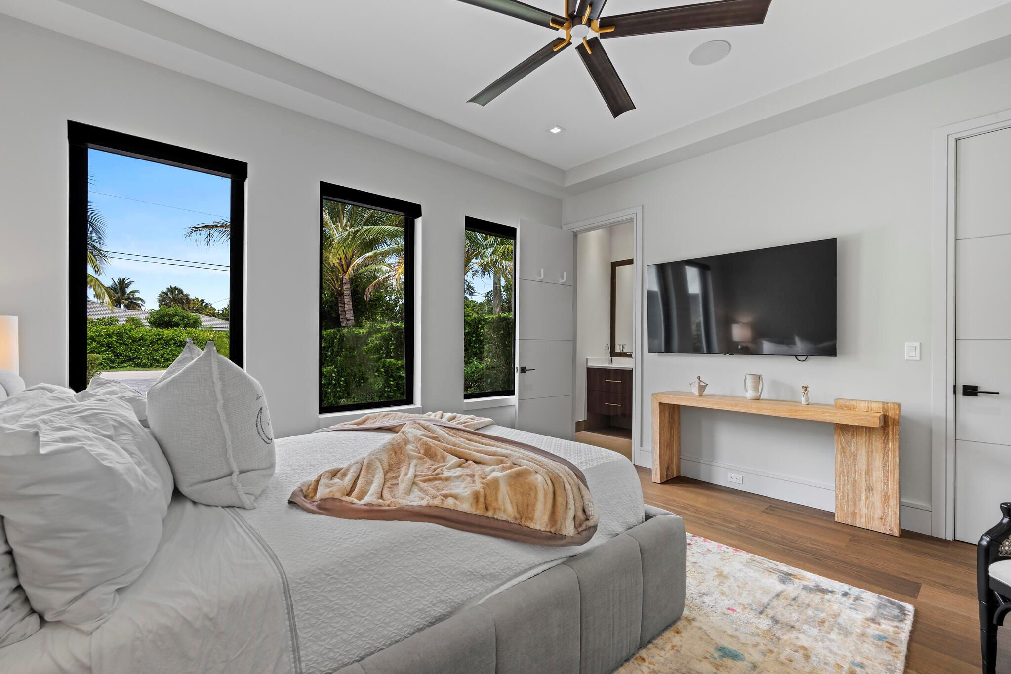 CAMPUS HEIGHTS - Residential