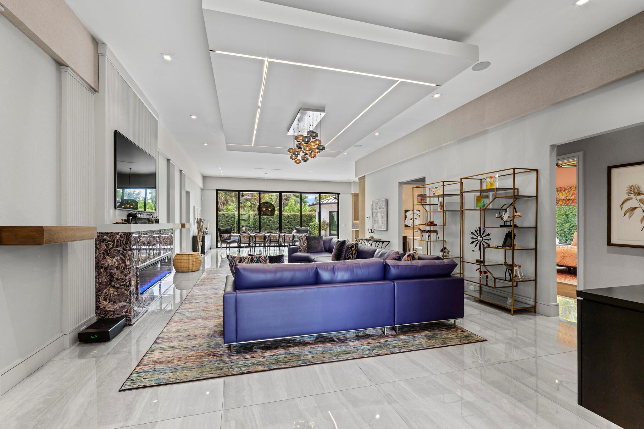 CAMPUS HEIGHTS - Residential