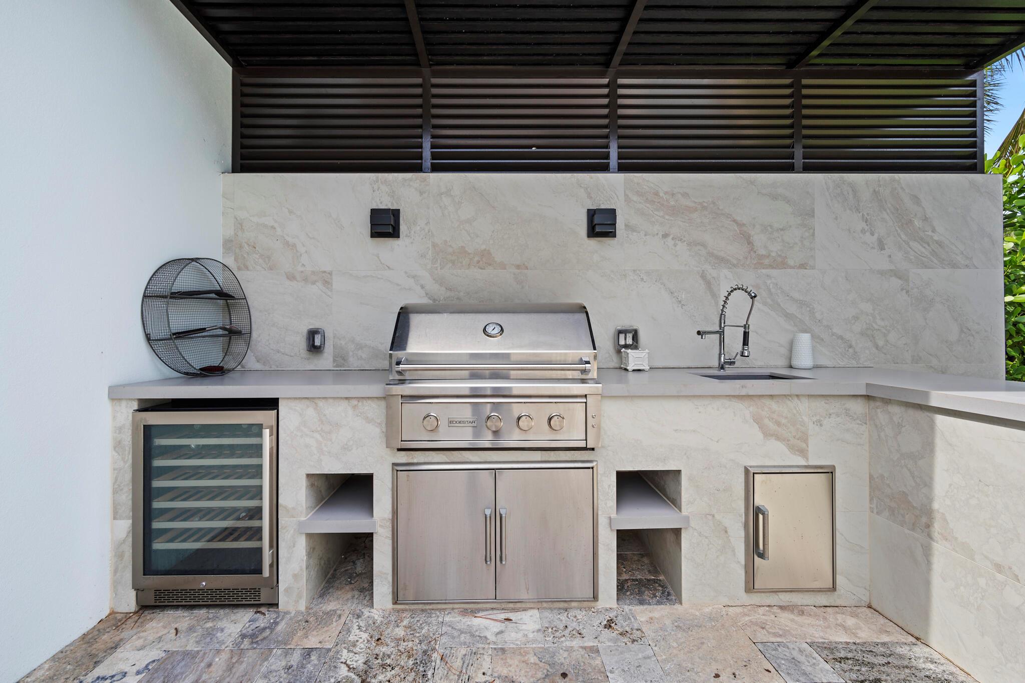 CAMPUS HEIGHTS - Residential