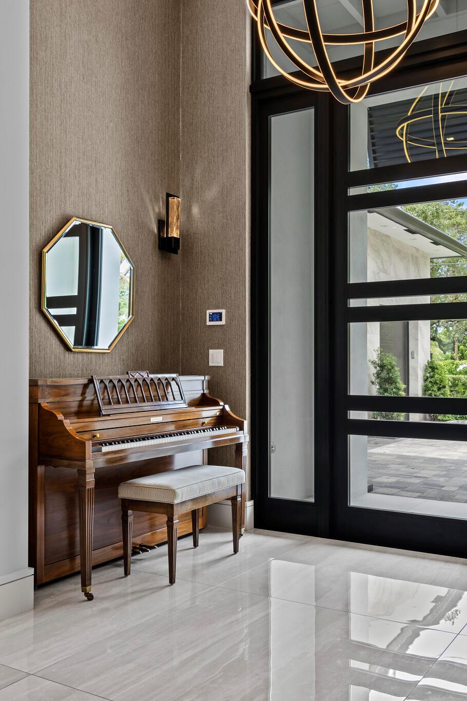 CAMPUS HEIGHTS - Residential