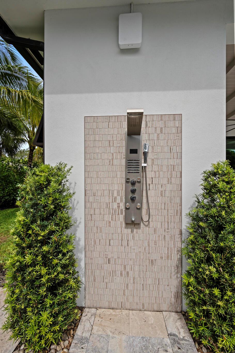 CAMPUS HEIGHTS - Residential