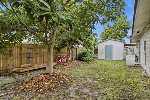 Tiny photo for 8230 SW 4th Place, North Lauderdale, FL 33068 (MLS # B26020056)