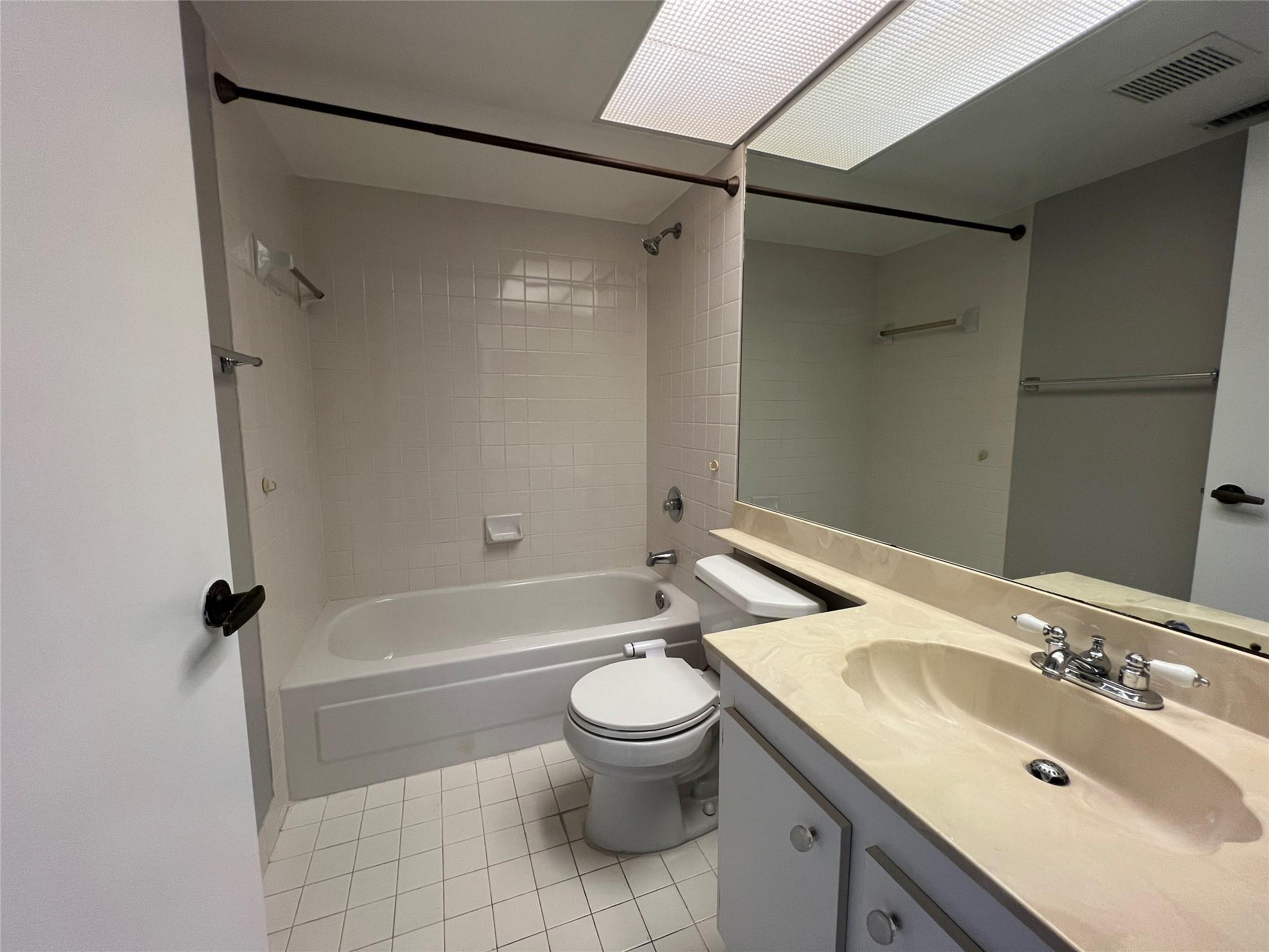 Keys Gate Condo 1 - Residential Lease