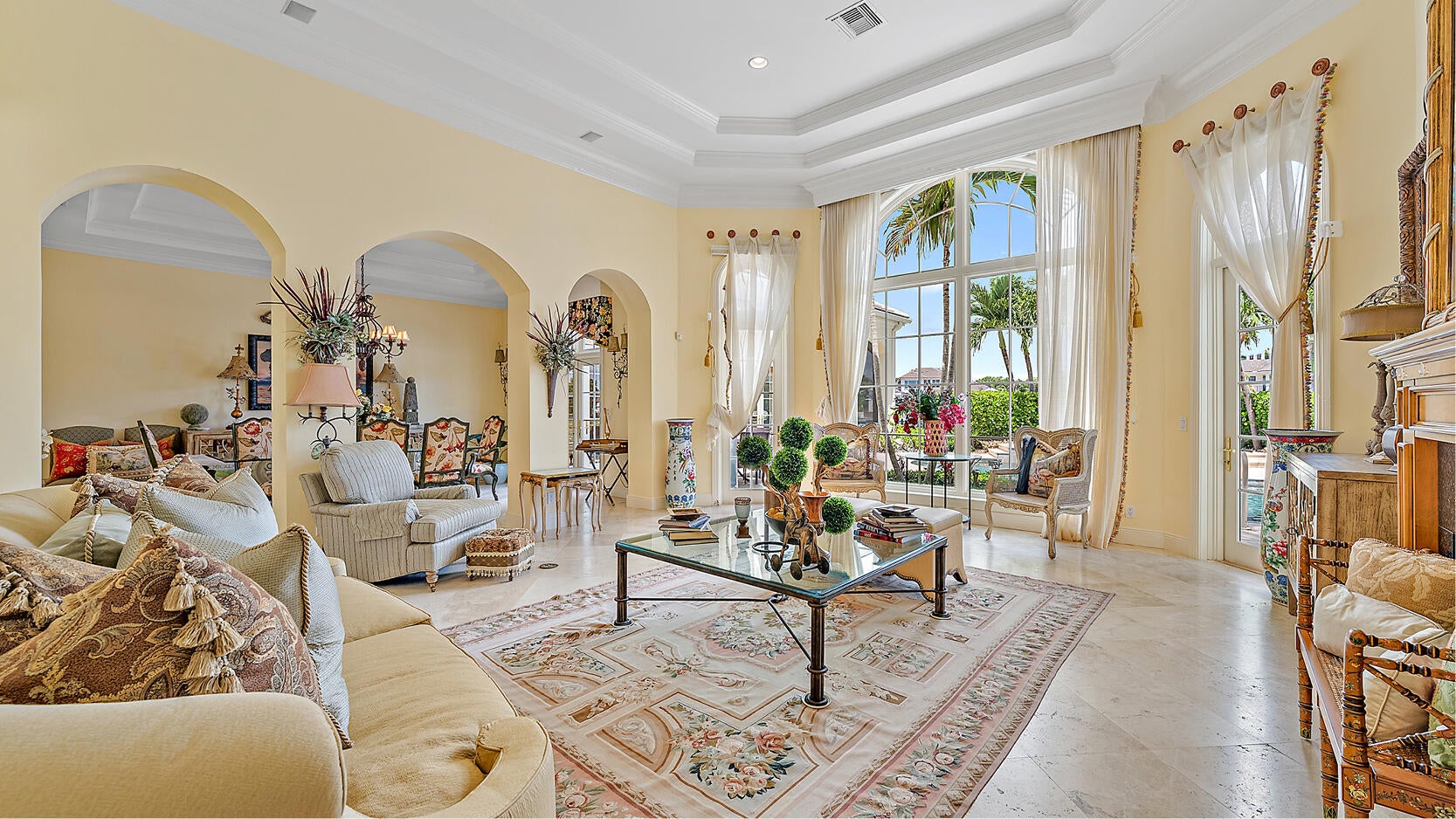 1327 LAKE WORTH Lane
