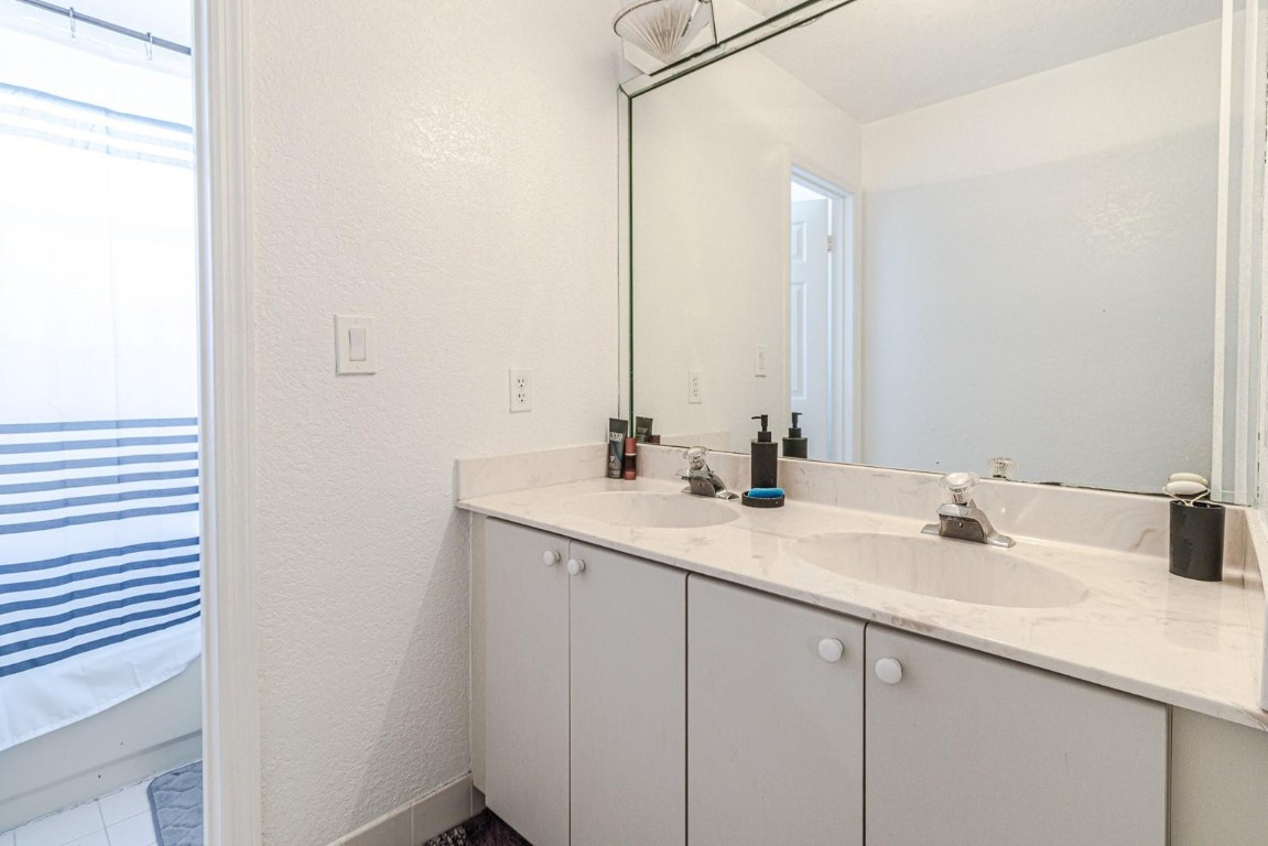 New Orleans Lakesites - Residential