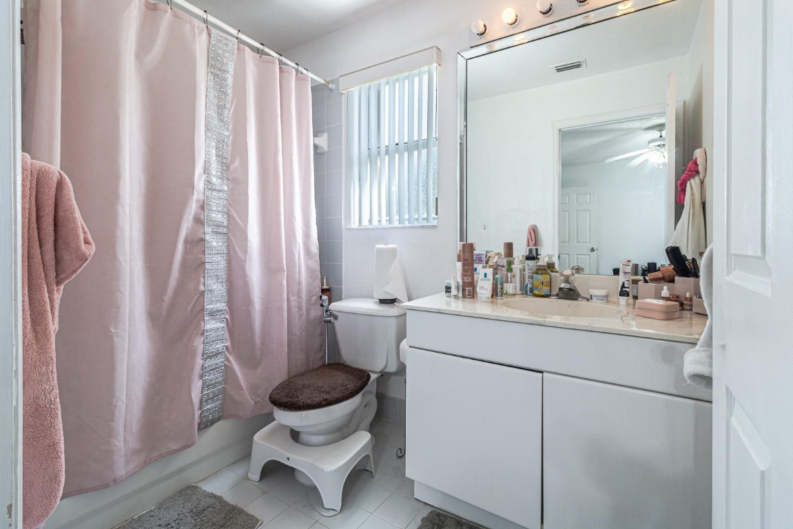 New Orleans Lakesites - Residential