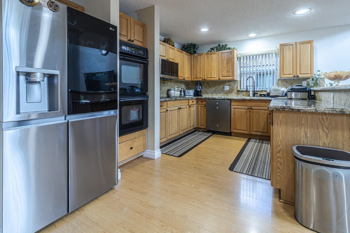 New Orleans Lakesites - Residential