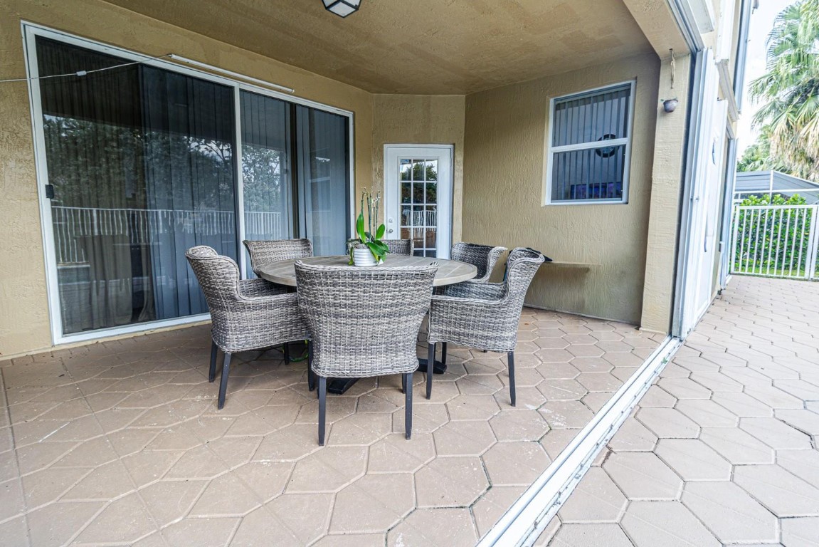 New Orleans Lakesites - Residential