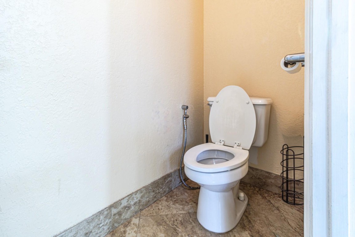 New Orleans Lakesites - Residential