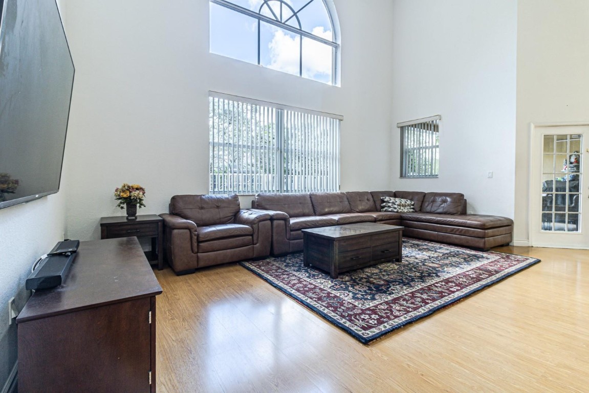 New Orleans Lakesites - Residential