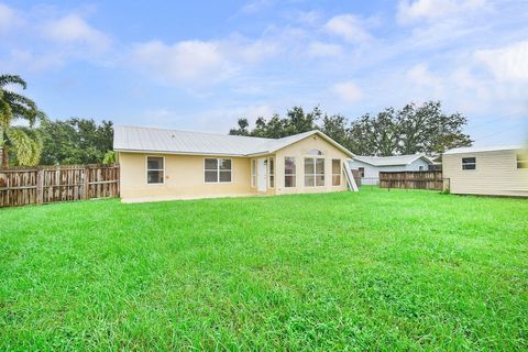 A home in Port St Lucie