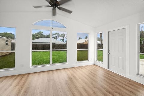 A home in Port St Lucie