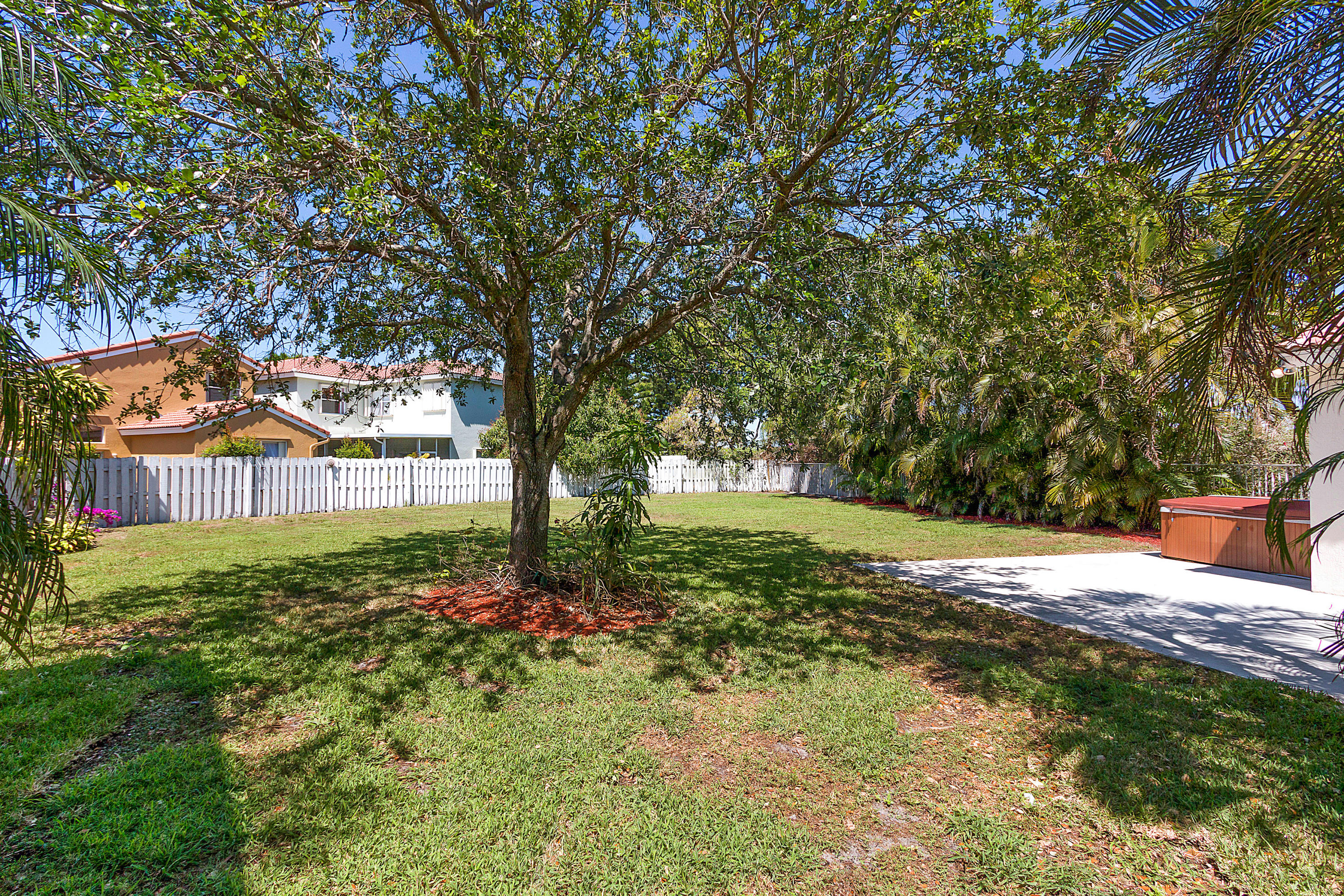 WINSTON TRAILS - Residential