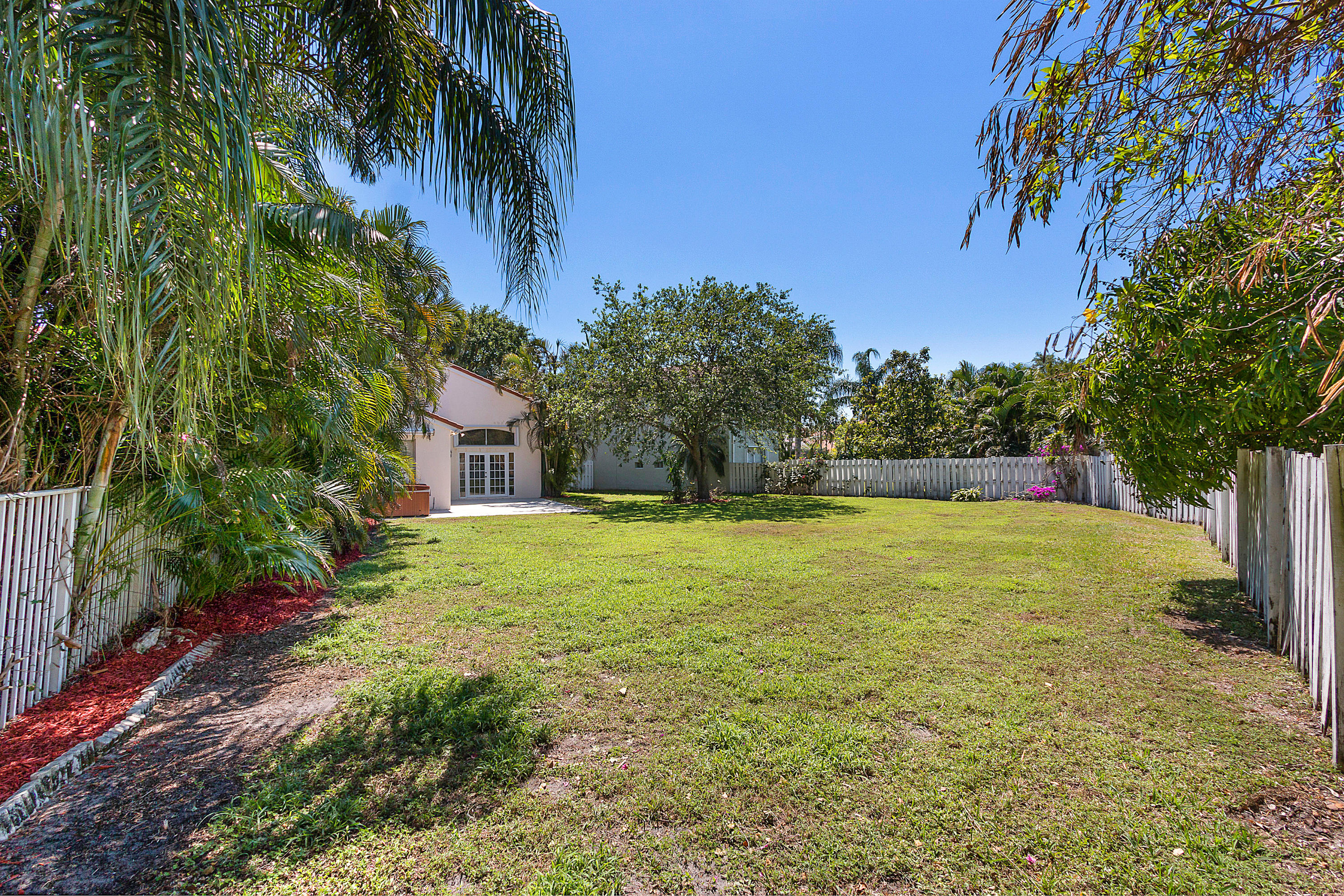 WINSTON TRAILS - Residential