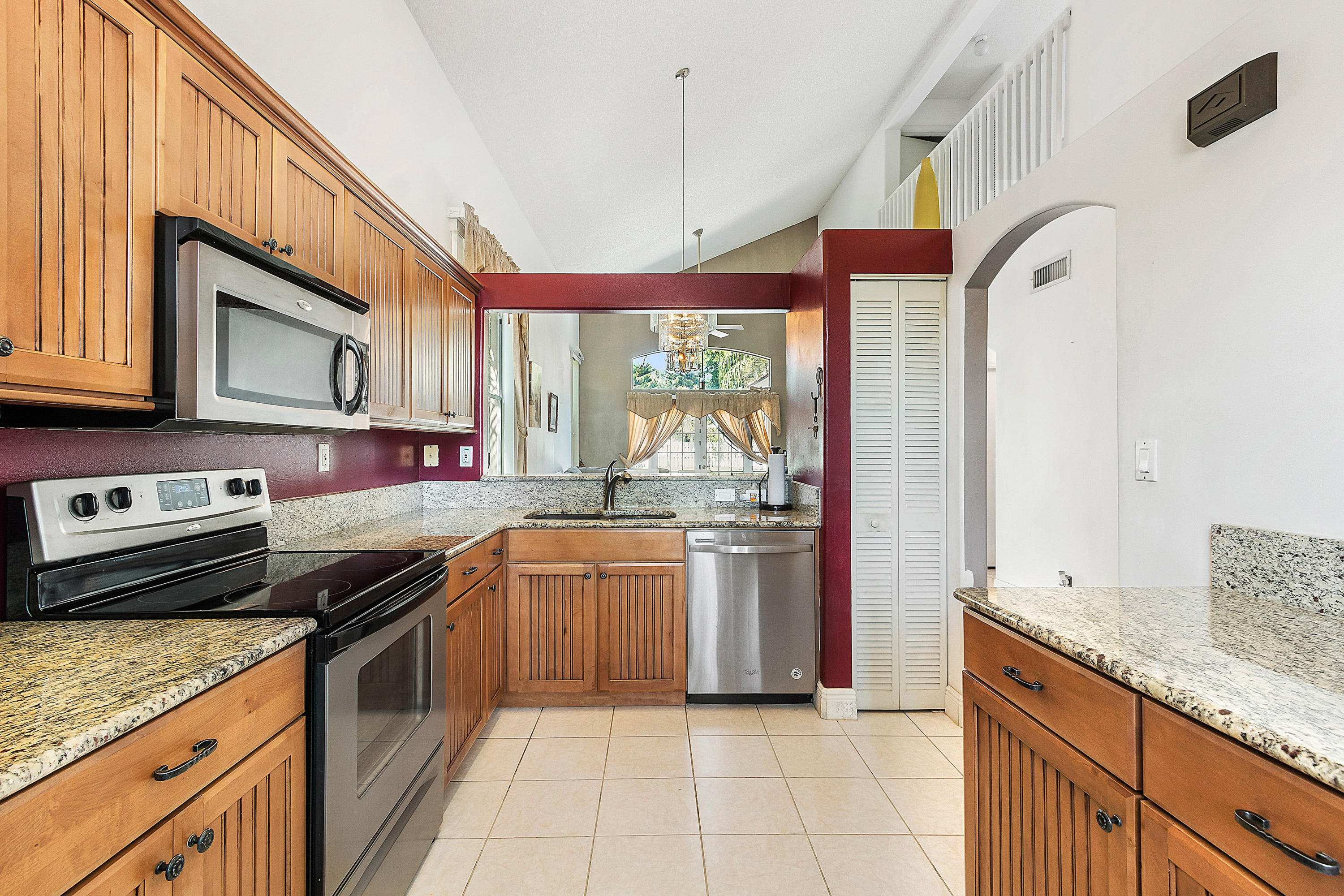 WINSTON TRAILS - Residential