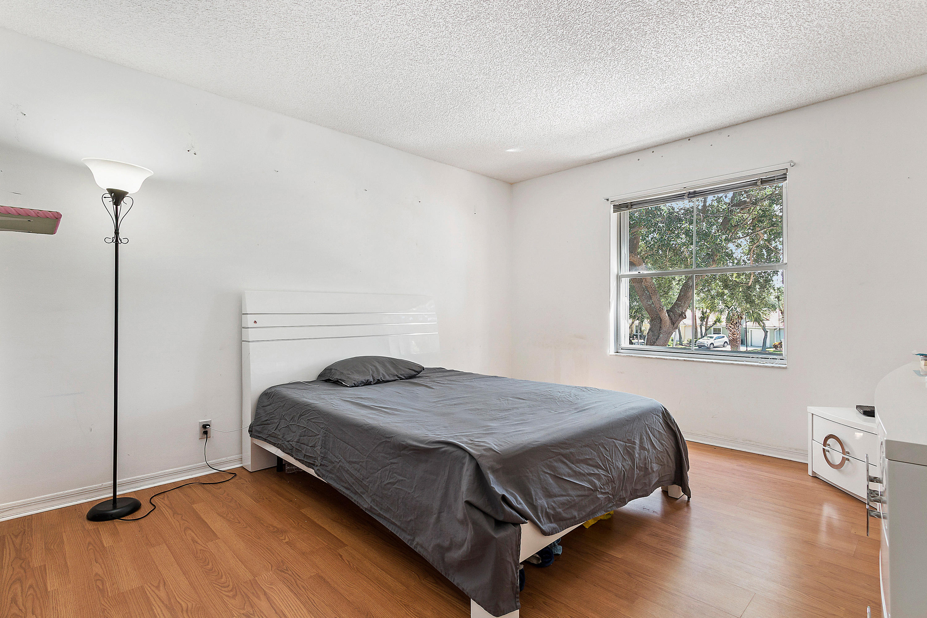 WINSTON TRAILS - Residential