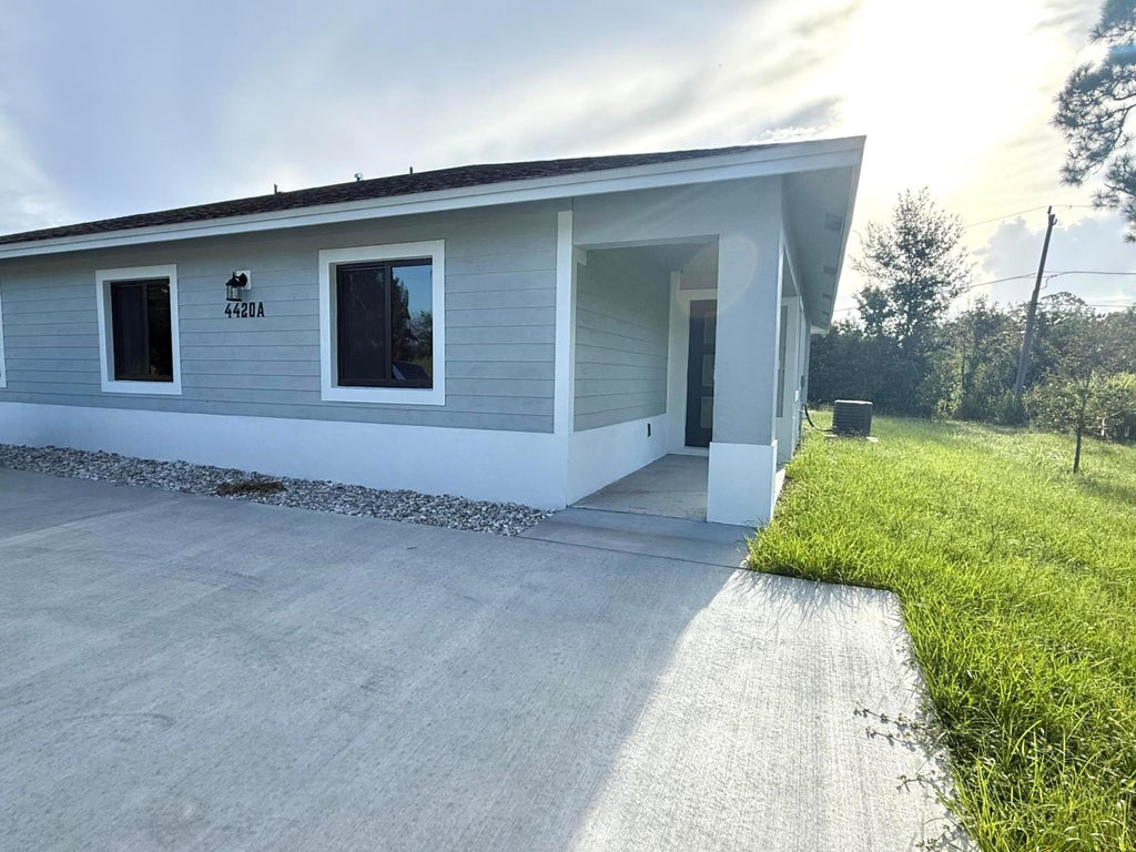 Photo of 4420 TIMBER RIDGE Lane #A, Fort Pierce, FL 34982 (MLS # B26074995)