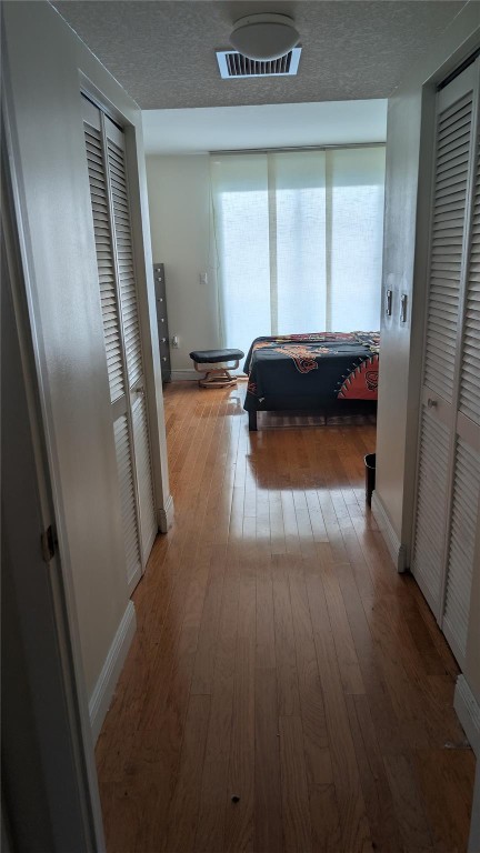 1800 CLUB - Residential