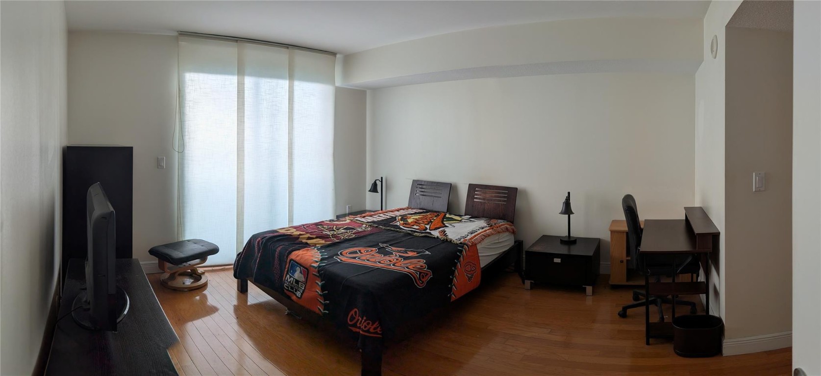 1800 CLUB - Residential