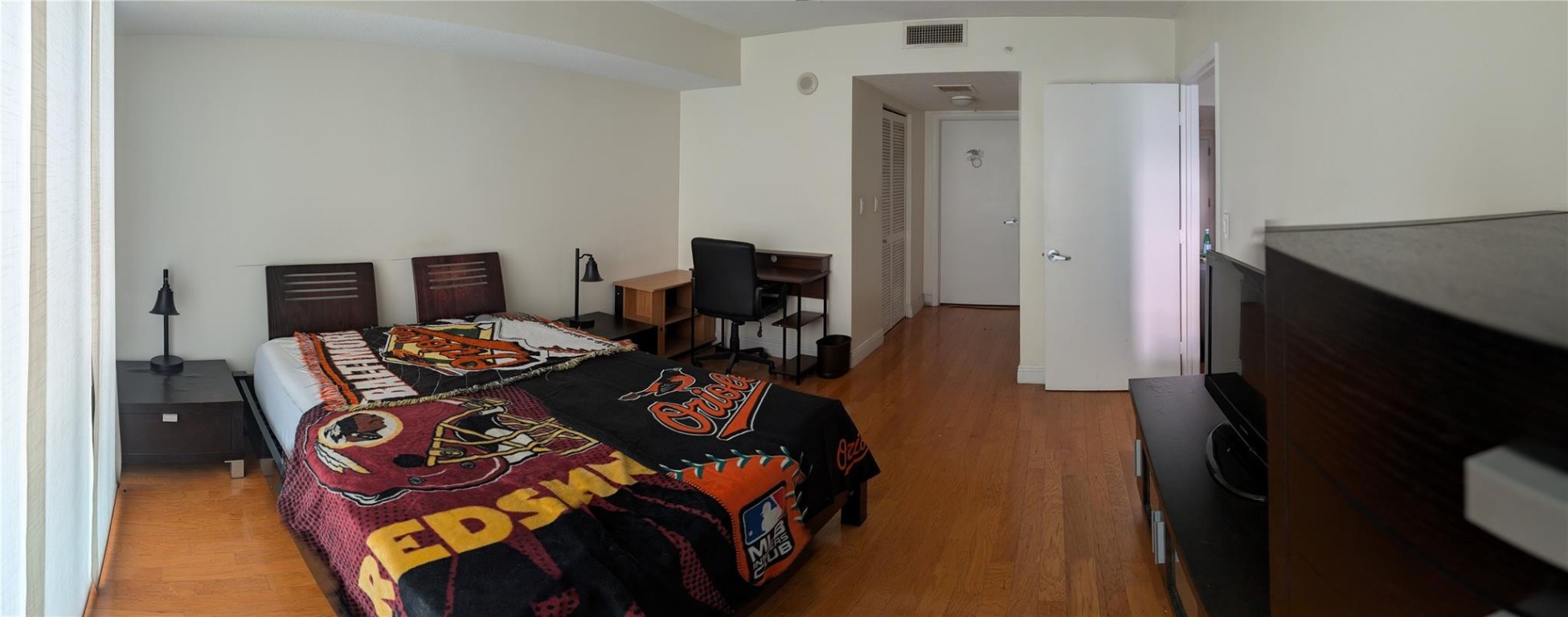 1800 CLUB - Residential