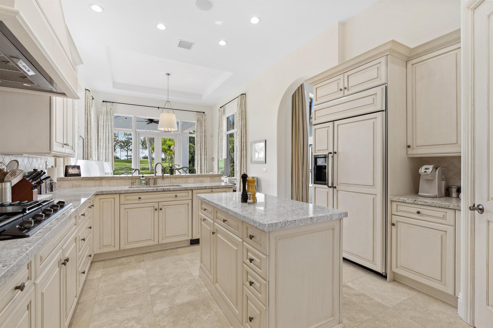 HUNTERS CHASE OF PALM BEA - Residential