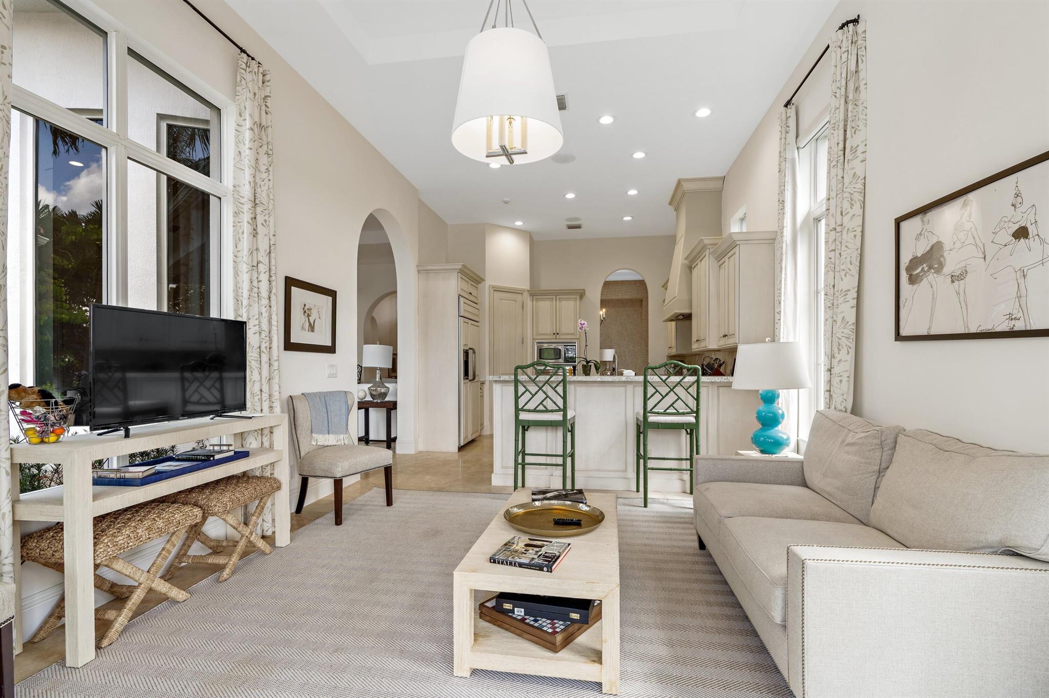 HUNTERS CHASE OF PALM BEA - Residential