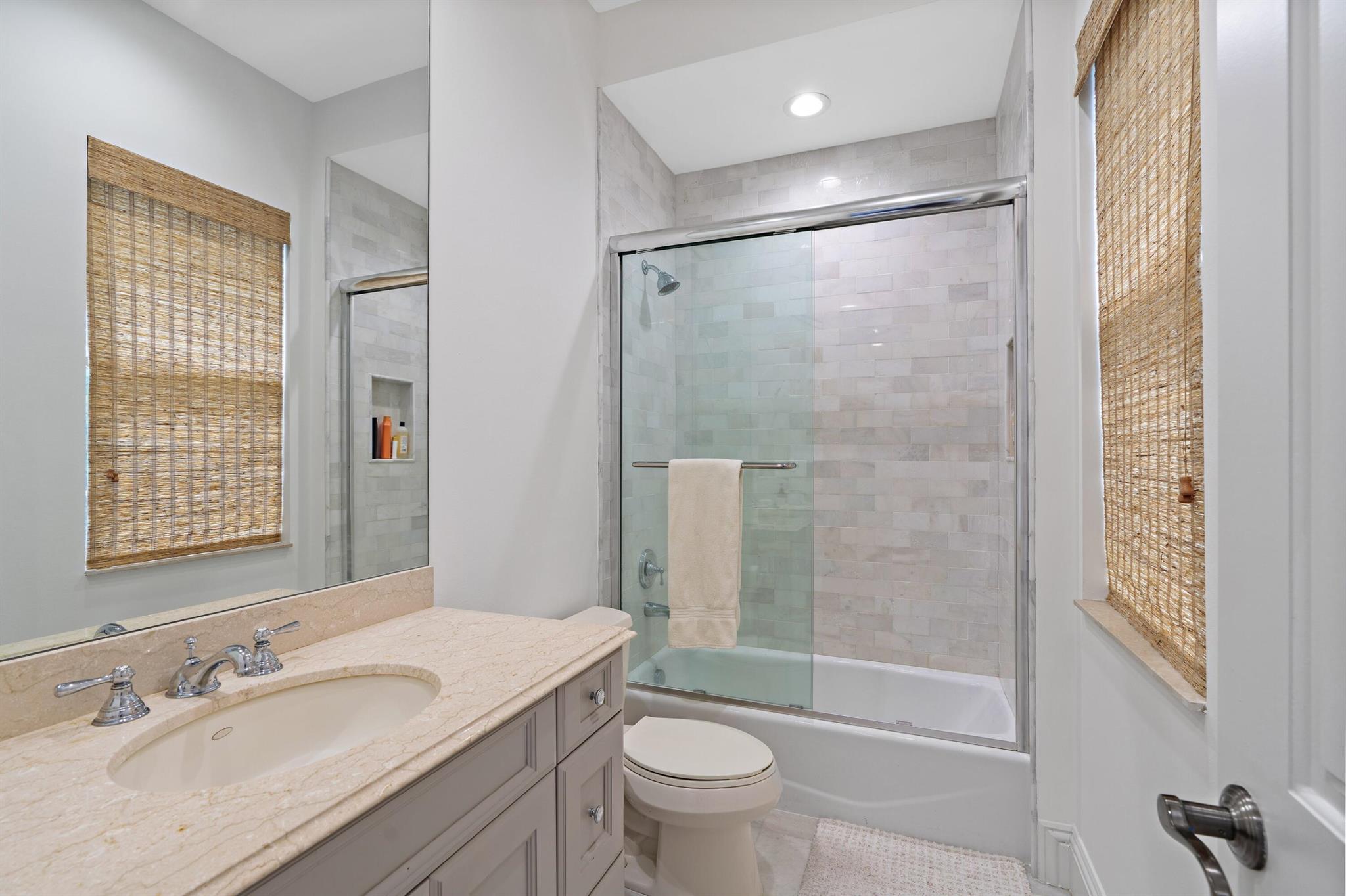 HUNTERS CHASE OF PALM BEA - Residential