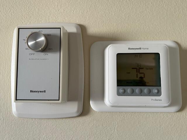 GOLDEN LAKES VILLAGE - Residential