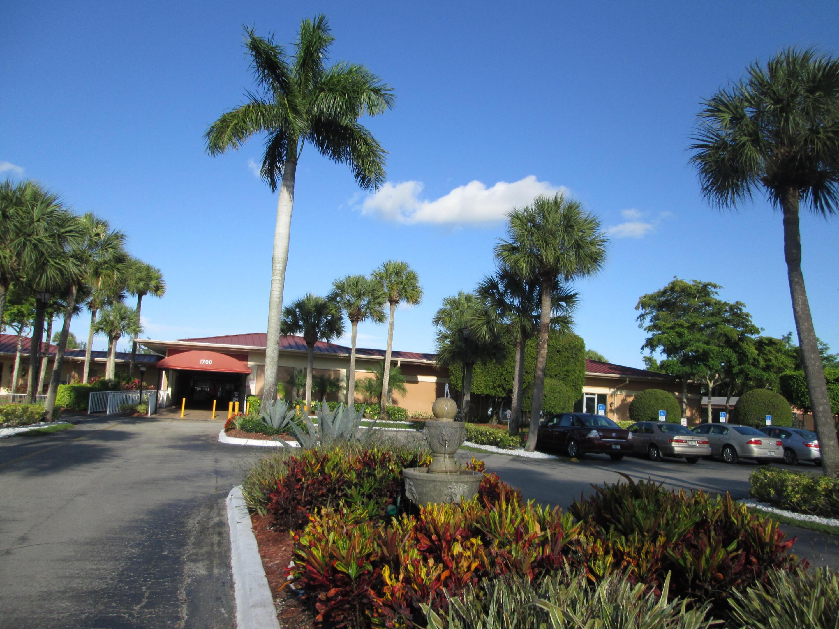 GOLDEN LAKES VILLAGE - Residential