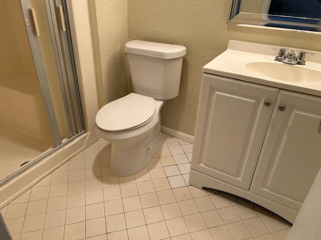 GOLDEN LAKES VILLAGE - Residential