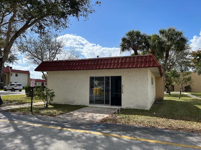 GOLDEN LAKES VILLAGE - Residential