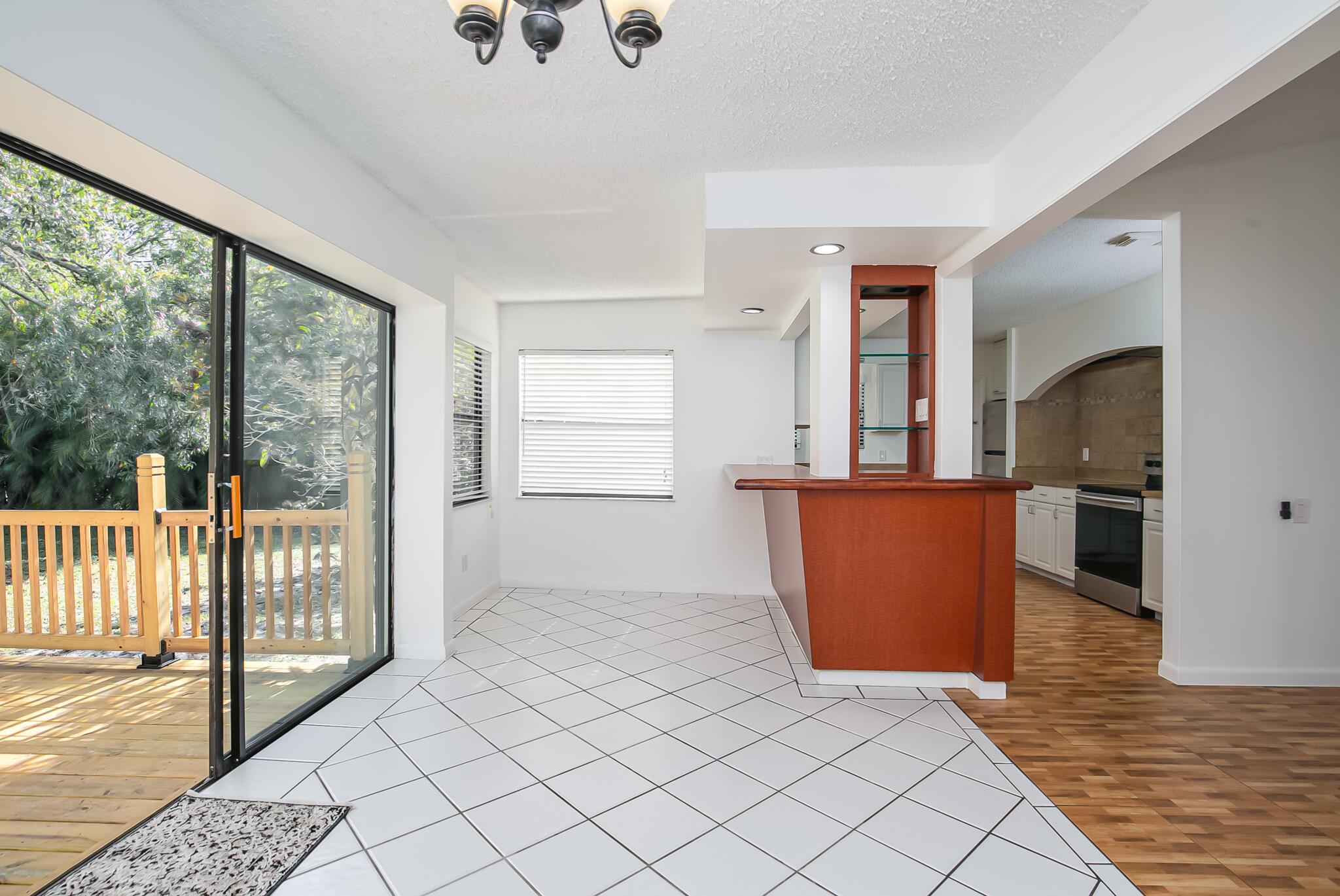 PORT ST LUCIE SECTION 4 - Residential