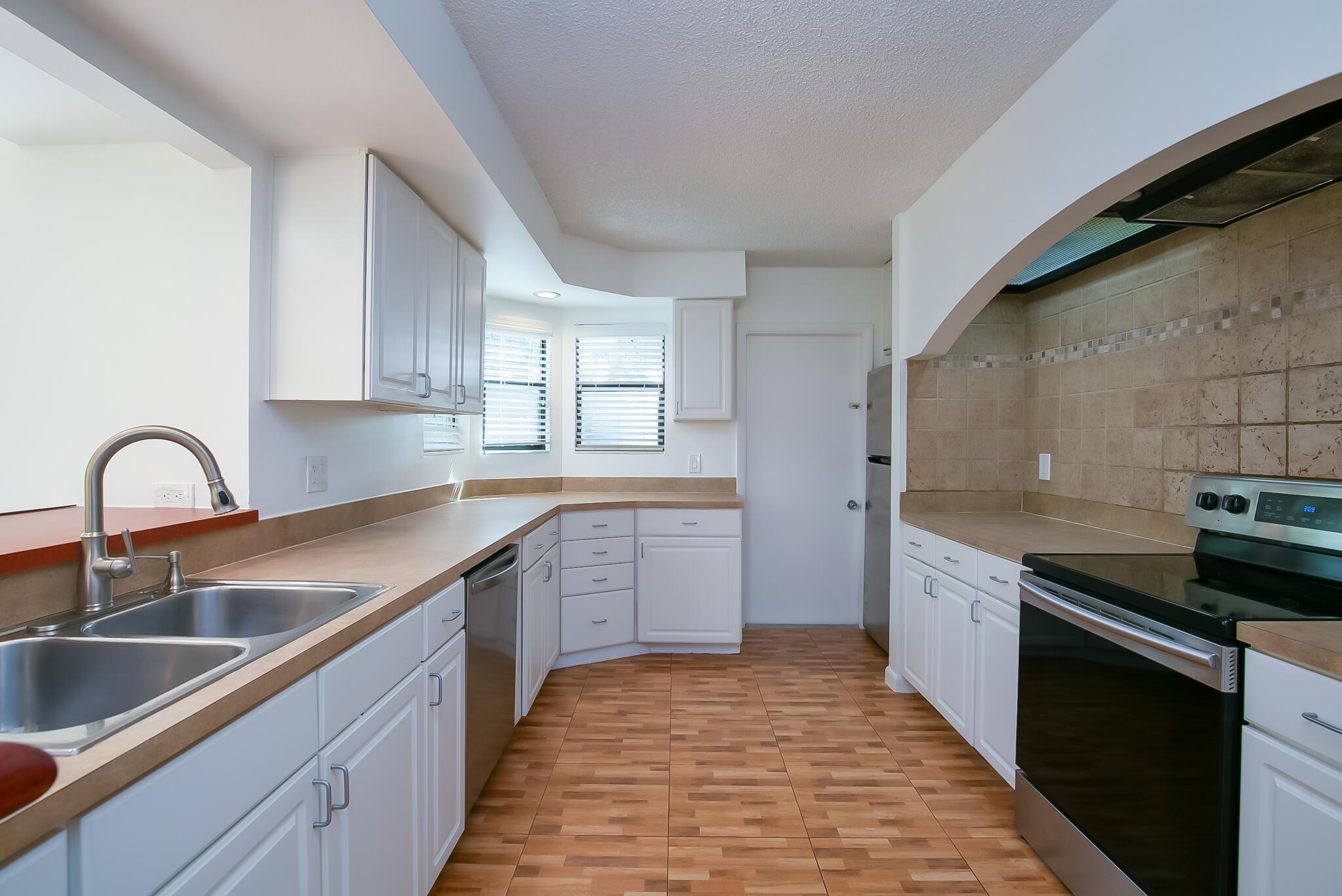 PORT ST LUCIE SECTION 4 - Residential