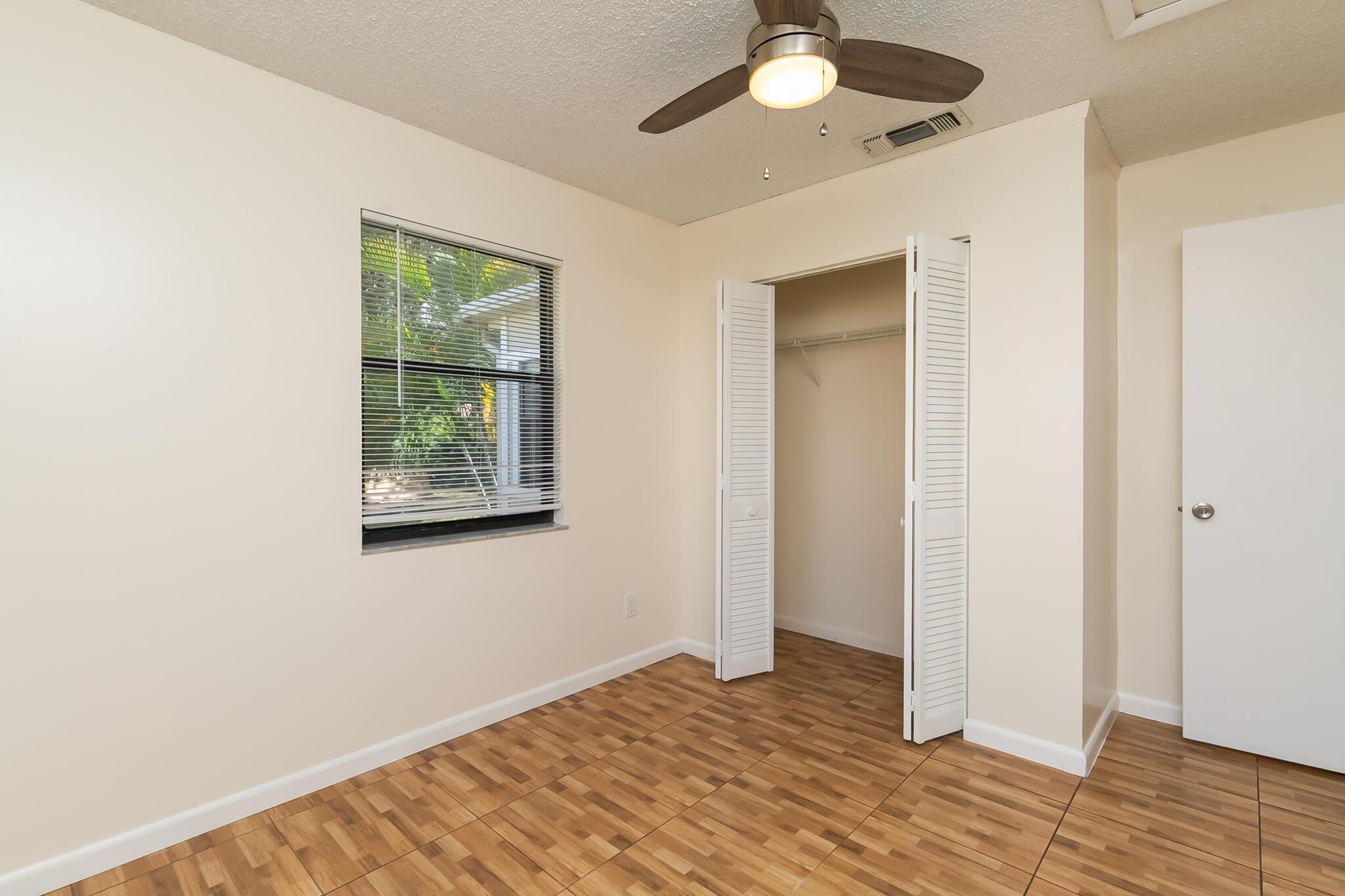 PORT ST LUCIE SECTION 4 - Residential