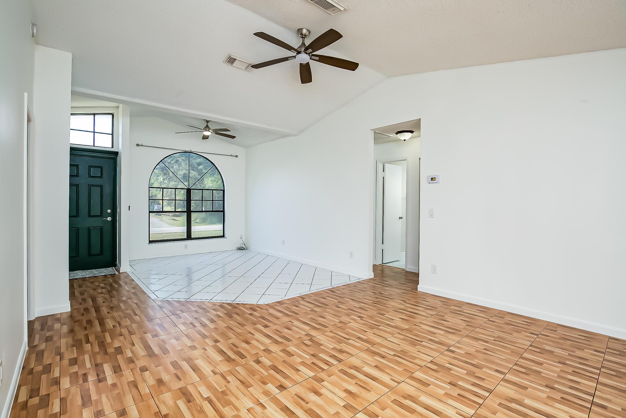 PORT ST LUCIE SECTION 4 - Residential