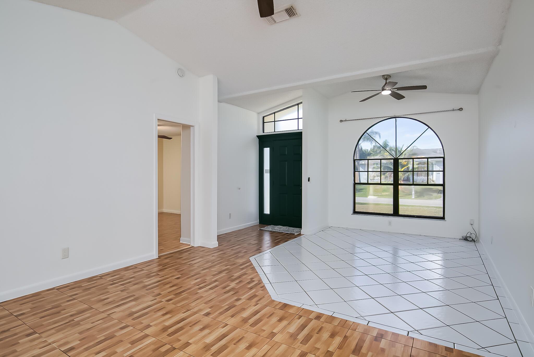 PORT ST LUCIE SECTION 4 - Residential