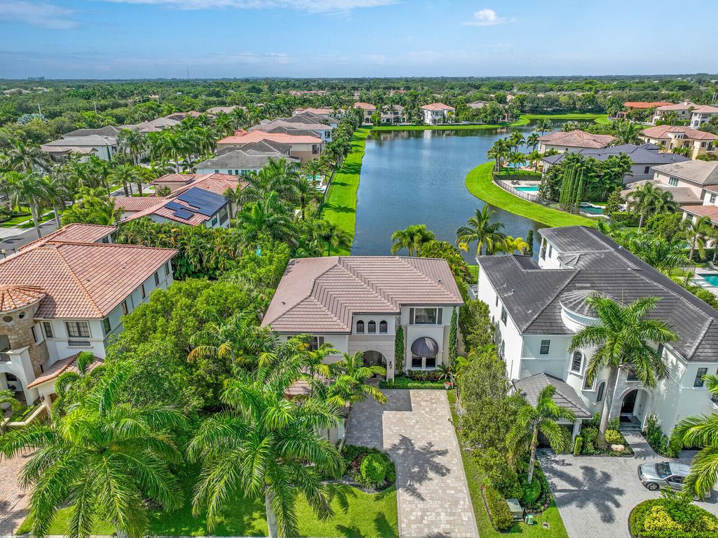 Photo of 9076 Redonda Drive, Boca Raton, FL 33496 (MLS # R10981258)