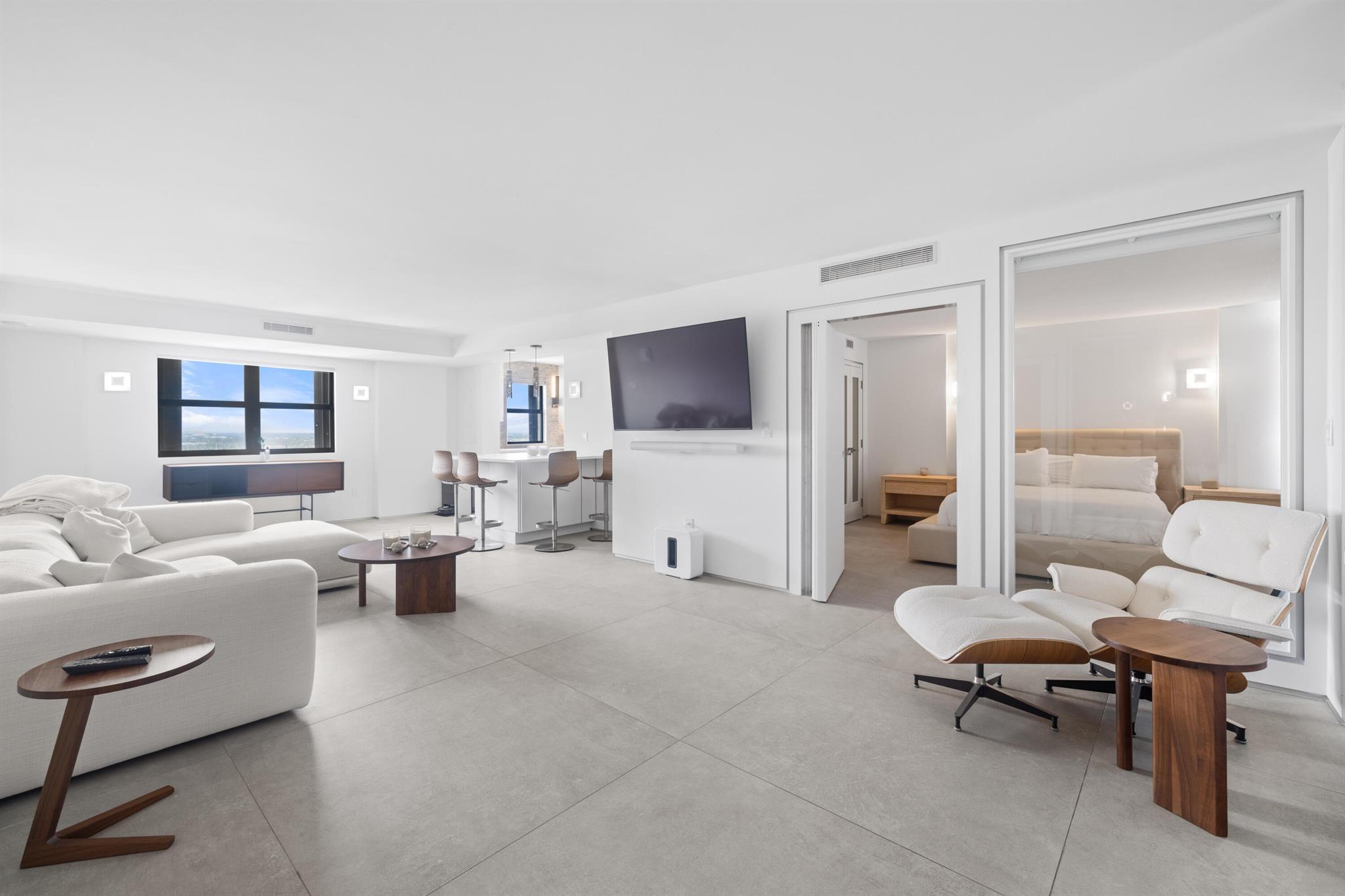 PLACIDO MAR CONDO - Residential Lease